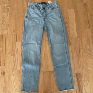 Light Wash Criss-cross Jeans